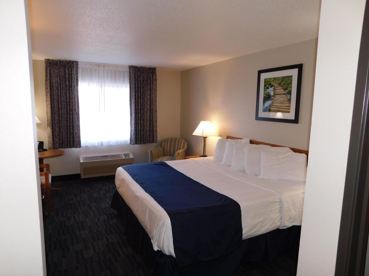 Northwoods Best Inn - Chetek Exterior photo